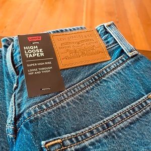 Levi’s High Loose Taper